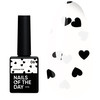 Top hybrydowy NAILSOFTHEDAY Kupidon top 06 z czarnymi i holograficznymi serduszkami bez lepkiej warstwy 10 ml - Фото №1