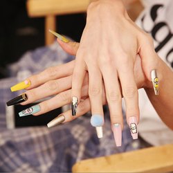 Trendy manicure 2022 (2000s style)