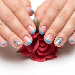 Manicure for short nails 2022 (blue)