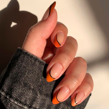 Halloween Manicure (Minimalism)