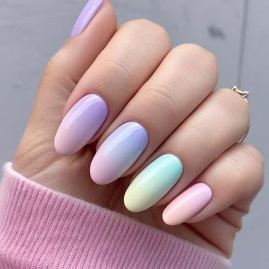 Delicate hybrid nails