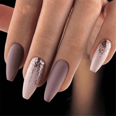 Coffin Nails Manicure (with Glitter)