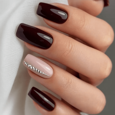 Dark Red Nails (with Beige)