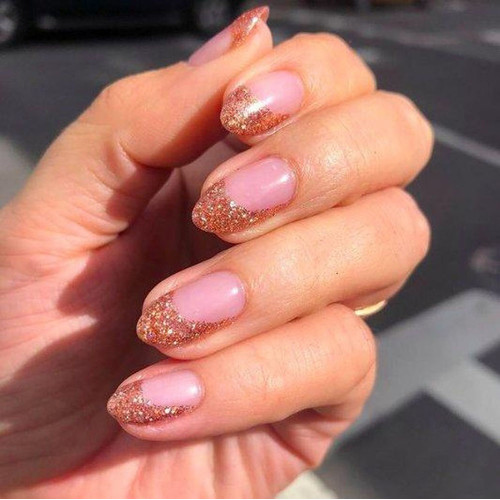 Manicure 2024 (glitter french)