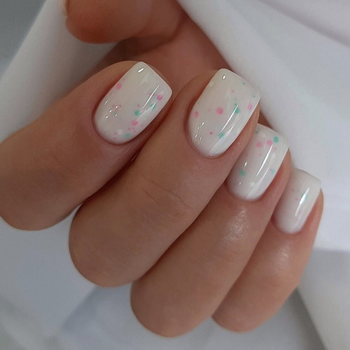 Baza hybrydowa NAILSOFTHEDAY Potal № 28 mleczny z wielobarwnym potalem 10 ml - Фото №3