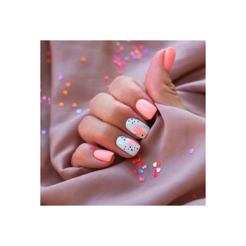 Summer manicure (With multi-colored design)