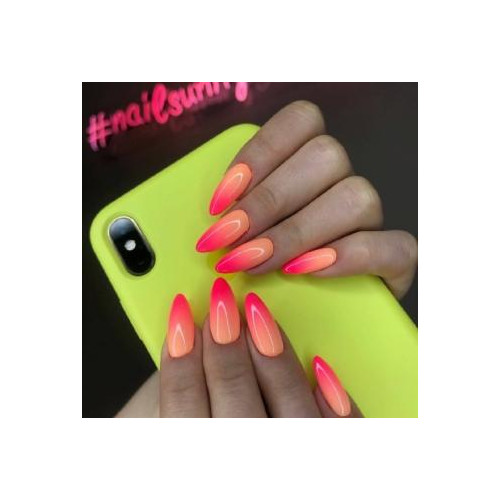Neonowy manicure (Różowe długie paznokcie)
