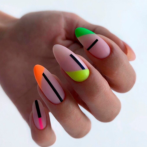 Летний маникюр (Геометрия в неоновых тонах)