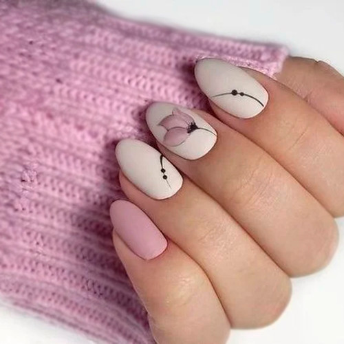 Manicure z kwiatami (Minimalizm)