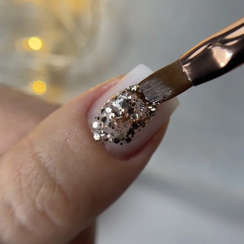Żel NAILSOFTHENIGHT Brokat gel 02 złoto 5 g - Фото №2