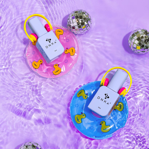 Lakier hybrydowy DNKa Summer Playlist 0132 ognista czerwień 12 ml (GPDC0132) - Фото №4