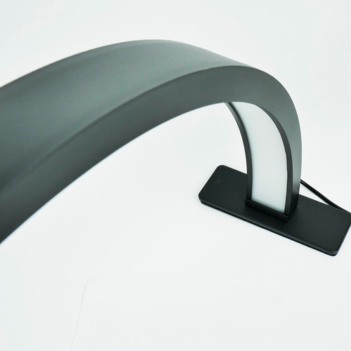 Лампа-полумесяц черная настольная YRE бестеневая LED 65,8 х33,8х6,3 - Фото №2