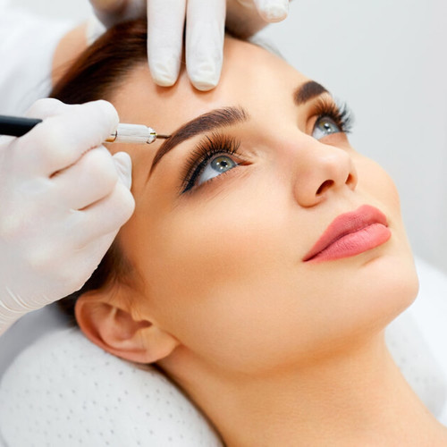 Makijaż permanentny brwi