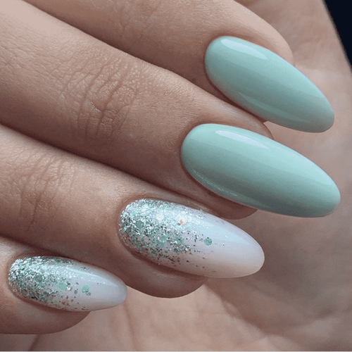 Fast Nails (with Glitter)