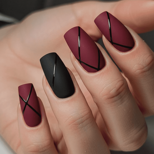Ciemnoczerwony manicure (z geometrycznym wzorem)