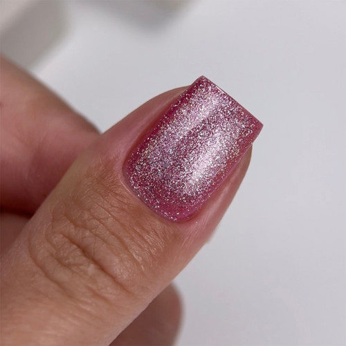 Гель-лак NAILSOFTHEDAY Cat Eye Gel Polish 02 розовый 6 мл - Фото №3