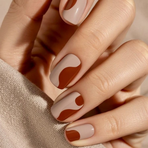 Nude with Wavy Brown Accents