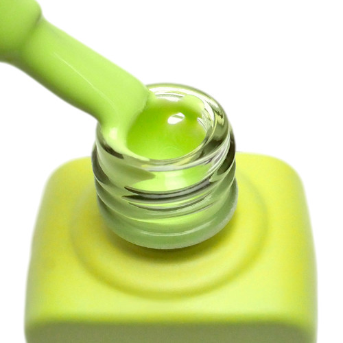 Gel polish TUFI profi SUMMERLINE 33 Lime Neon light green 10 ml (0333096) - Фото №3