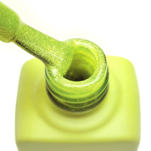 Gel polish TUFI profi NEON CAT EYE 52 Toxic neon lime 10 ml (0334057) - Фото №3