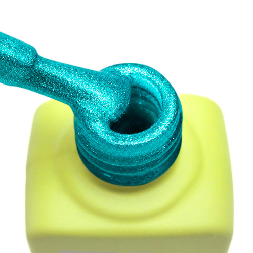 Gel polish TUFI profi NEON CAT EYE 53 Electric neon turquoise 10 ml (0334058) - Фото №3