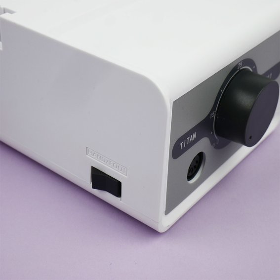 Frezarka do paznokci TUFI profi PREMIUM TITAN 211 80W 40 000 obr./min biała (0195427) - Фото №4