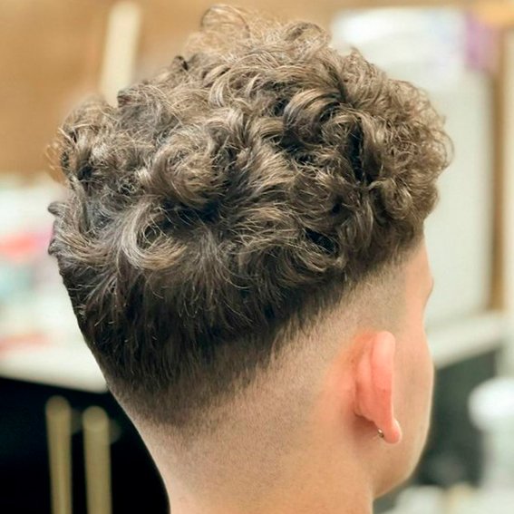 Curly hair (Canadian)