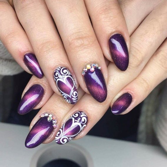 Manicure kocie oko (z sercami)