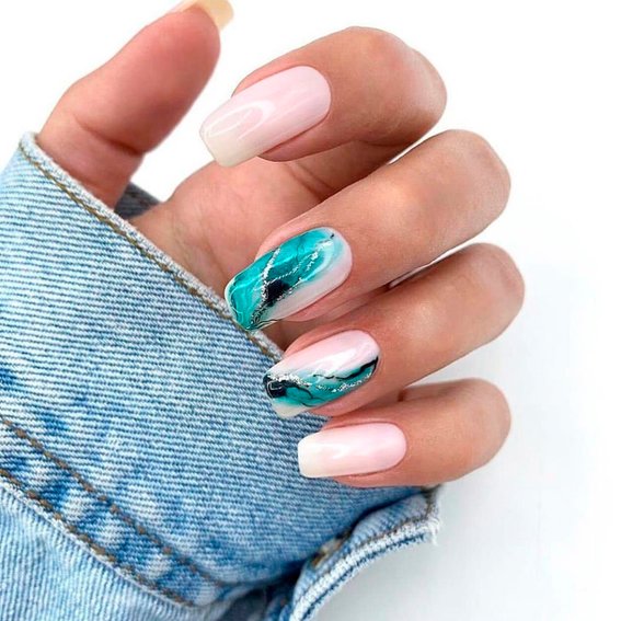 Letni manicure (Turkusowy marmur)
