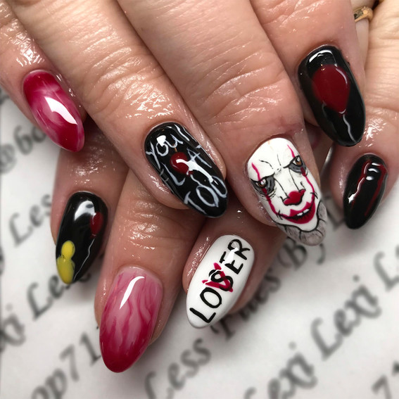 Manicure na Halloween (Straszny Napis)