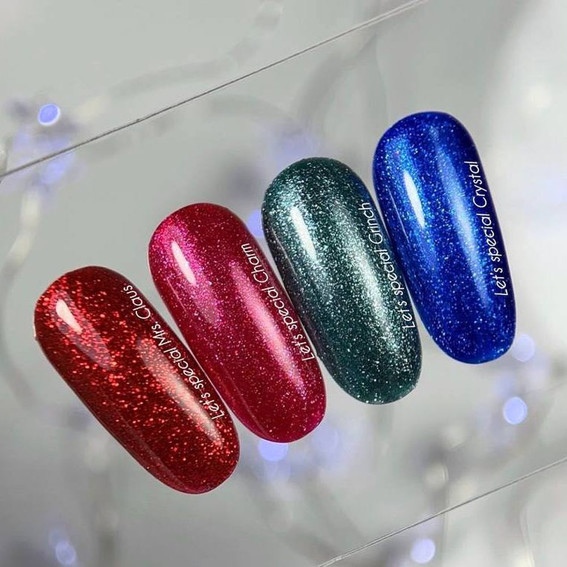 Гель-лак NAILSOFTHEDAY Let's Special Grinch изумрудно-зеленый с шиммером 10 мл - Фото №3