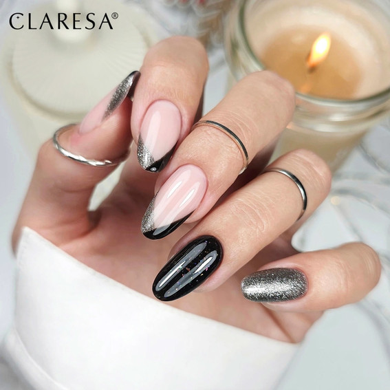 Gel polish Claresa MYSTIC AURA 8 black with glitter 5 g - Фото №2