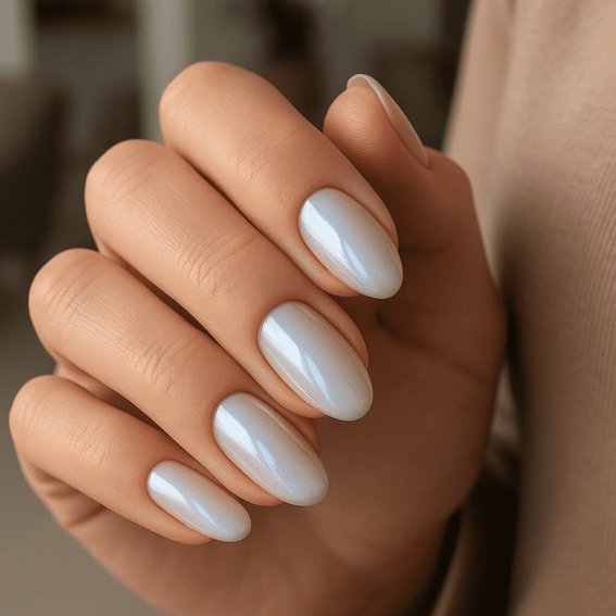 Owalny manicure (z wtarciem)
