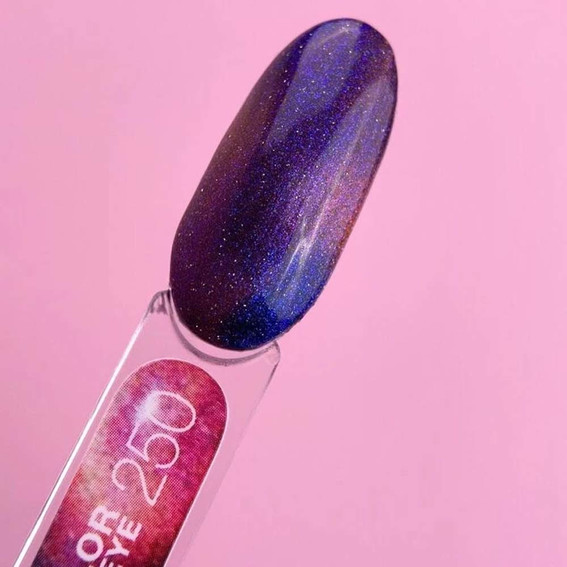 Гель-лак LUNA Color Cat Eye 250 синий, фиолетовый 8 мл (047-3919-1238) - Фото №3