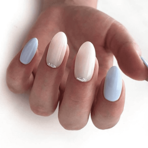 Szybki manicure (z półksiężycem / lunką)