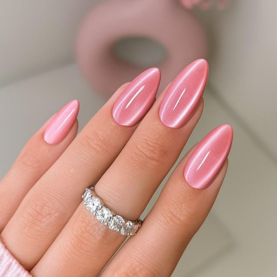Pink cat eye nails