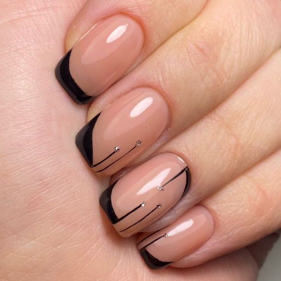 Beige Geometry with Black French Tips