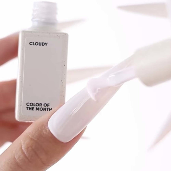 Gel polish NAILSOFTHEDAY Color of the month April 2026 Cloudy 10 ml - Фото №5