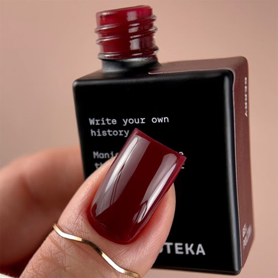 Гель-лак BIBLIOTEKA WARM LAYERS 23 Berry ягодный 10 мл - Фото №3