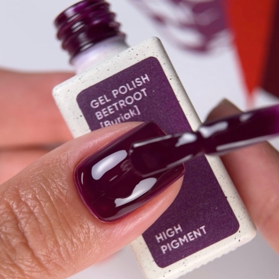 Гель-лак NAILSOFTHEDAY 376 Beetroot фиолетовый 10 мл - Фото №3